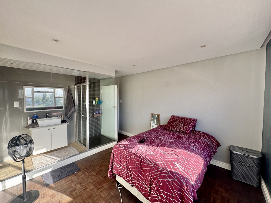 To Let 3 Bedroom Property for Rent in Claremont Western Cape